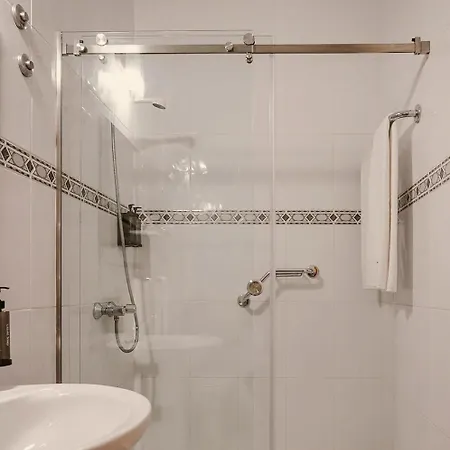 Boanova Convento Cucujaes Guest house